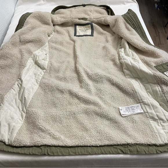 Abercrombie & Fitch Sherpa Lined Utility Jacket Y2K Olive Green Women’s Medium - Picture 8 of 11
